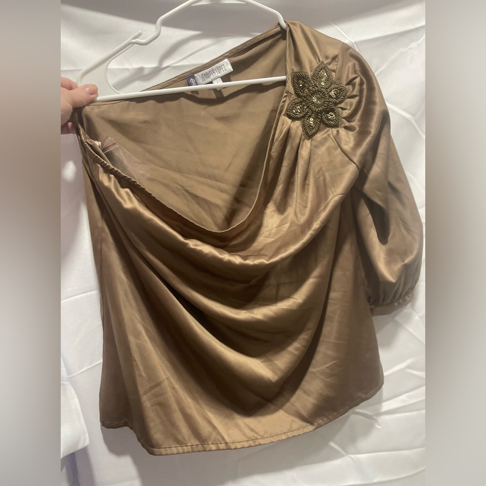Bronze Jennifer Lopez top